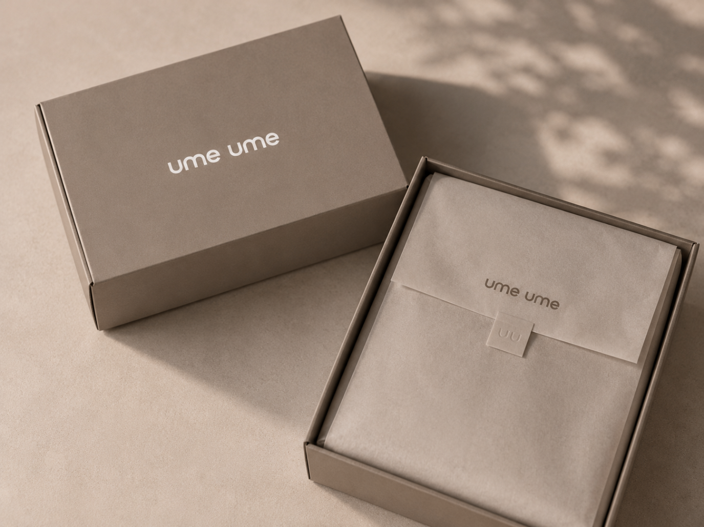 Premium ume ume packaging box and wrapped garment